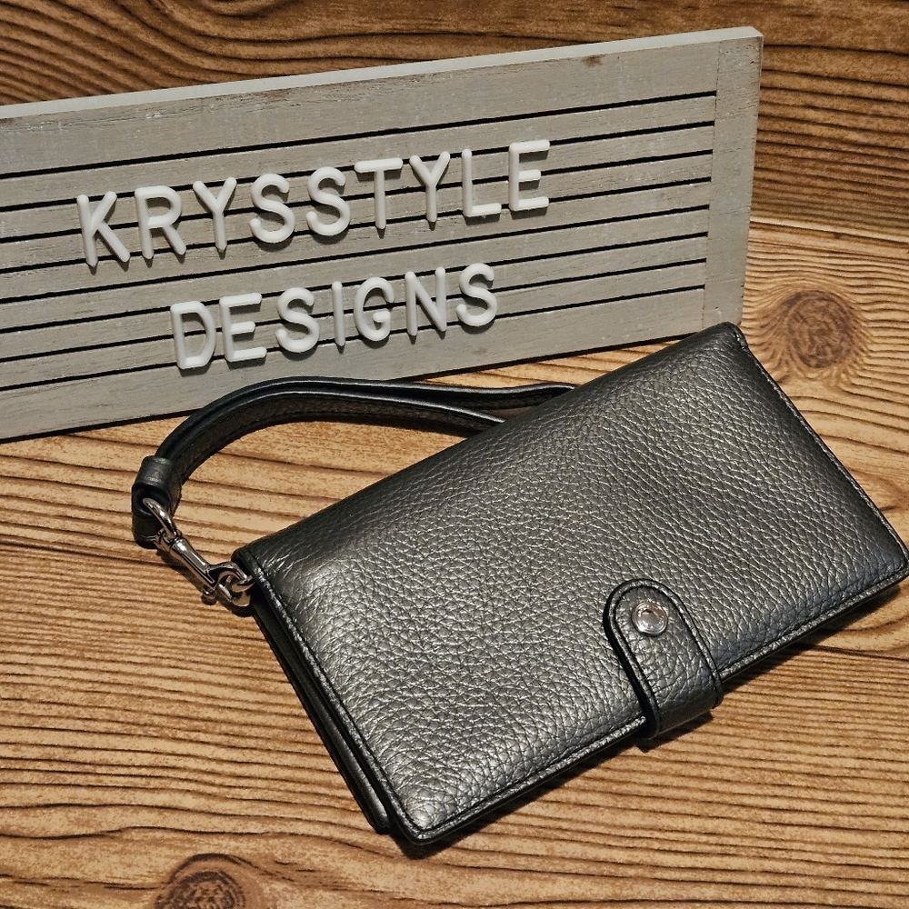 Coach Pebbled Leather Wallet Grey